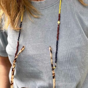 Chain of glasses in seed beads