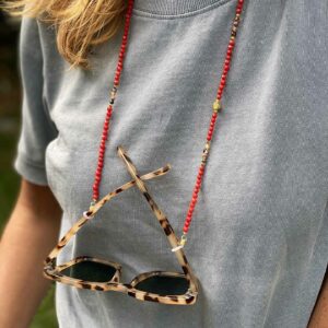 Red glasses chain in bamboo