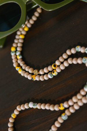 Chain of glasses and pearl beads