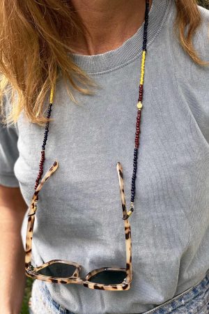 Chain of glasses in seed beads