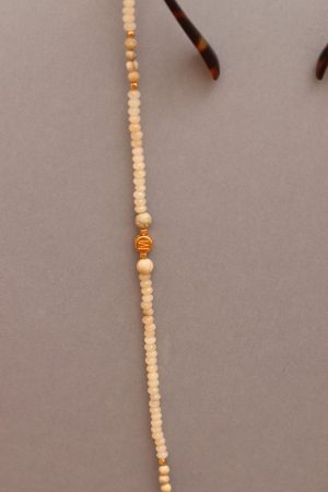 Eyeglass chains made of agate beads